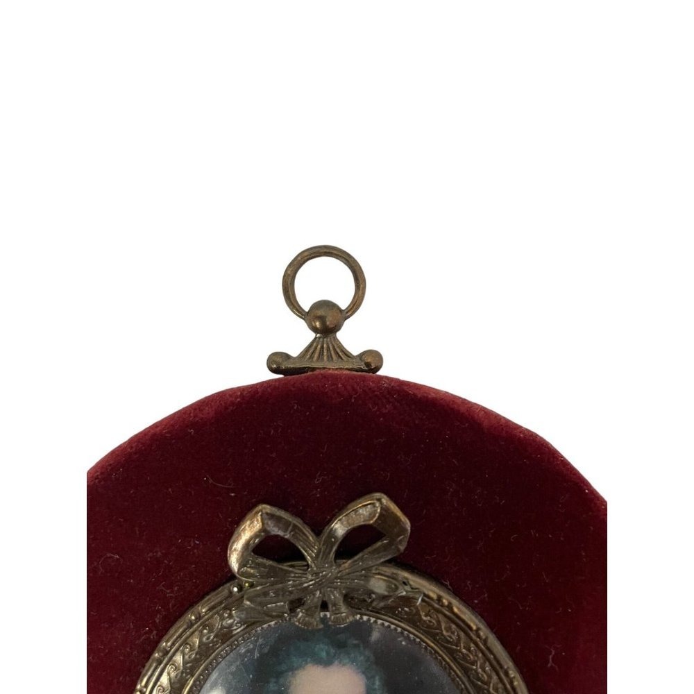 Vintage Miniature Wall Art Set Unisex OS Burgundy Velvet Cherub Portrait Bows - Picture 7 of 10